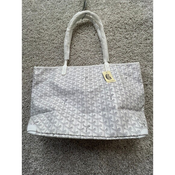 Goyard Handbags - Goyard Saint Louis Tote Bag in White Goyardine Canvas